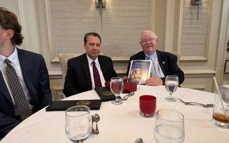 مدير مكتب مؤسسة رسالة السلام بأمريكا يلتقى مع  قيادات سياسية وبرلمانية وإعلامية أمريكية