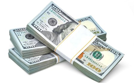 الدولار قرب أعلى مستوى في نحو 10 أيام والنفط يتراجع