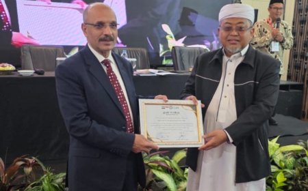 د عبد الراضي رضوان يحصد تكريماً دولياً لدوره في تعزيز رسالة مؤسسة السلام العالمية