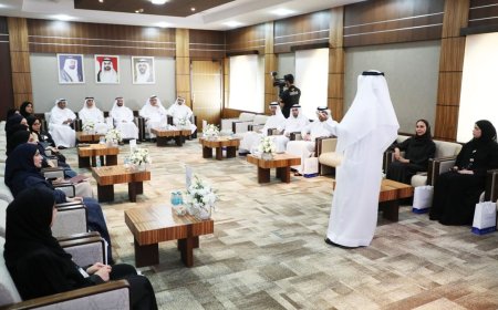 غرفة الشارقة تعزز التواصل مع رواد الأعمال في المنطقة الشرقية