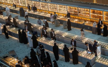 " معرض الشرق الأوسط للساعات والمجوهرات" ينطلق في إكسبو الشارقة 10 يونيو