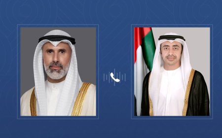 عبدالله بن زايد يجري اتصالاً هاتفياً مع وزير الخارجية الكويتي