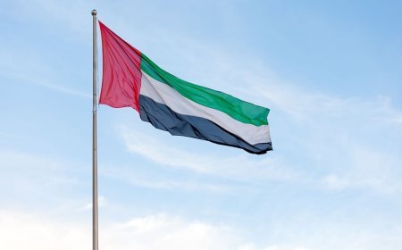 الإمارات تؤكد أهمية تغليب الحوار والدبلوماسية والالتزام بالقانون الدولي بما يعزز الأمن والاستقرار في المنطقة