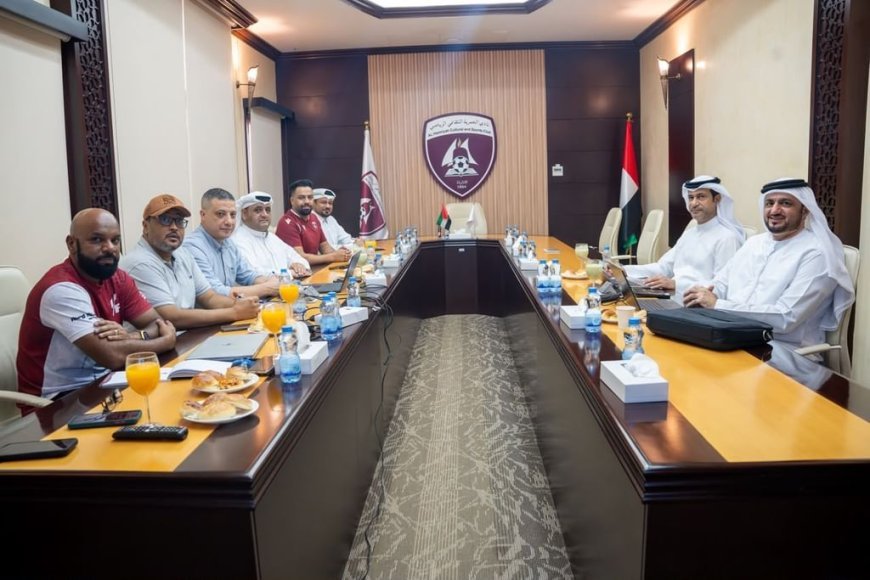 وزارة الرياضة تطلع على منظومة الحوكمة في نادي الحمرية