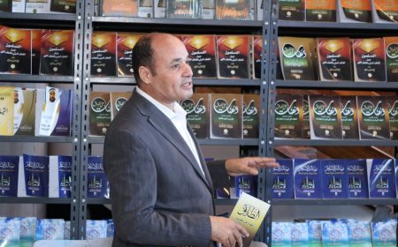 محمد فتحي الشريف يقدم قراءة فكرية لمؤلفات علي محمد الشرفاء بمعرض مكتبة الإسكندرية الدولي