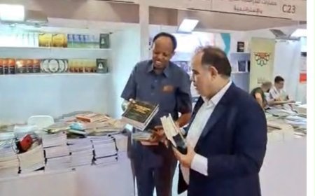 أحمد شيخ حسن يحمل فكر «رسالة السلام» لمعرض إسطنبول | صور