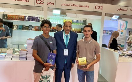 شباب سوريا في جناح " رسالة السلام بمعرض اسطنبول الدولى للكتاب " : نريد سلامًا يعم العالم | صور
