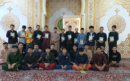 معهد  دار الفتح لامبونح يضيف كتاب «شرعة الله ومناهجه» للمفكر على الشرفاء إلى المنهج الدراسي