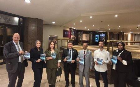 إهداء مؤلفات المفكر العربي على الشرفاء إلى رائدات وشخصيات برلمانية  ودبلوماسية وإعلامية وأكاديمية وقانونية من 12 دولة عربية والنمسا وفرنسا