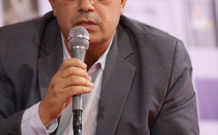 حسام أبو العلا يستعرض الدروس المستفادة من نصر أكتوبر في ندوة رسالة السلام العالمية بمعرض زايد للكتاب
