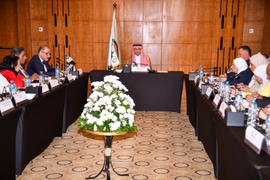 *لجنة فلسطين بالبرلمان العربي برئاسة العتيبي تطلق مبادرة برلمانية عالمية لنصرة القضية الفلسطينية وتدعو لتحرك دولي لمحاسبة كيان الاحتلال*